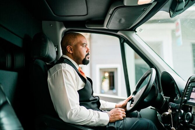 Private transfer travel image